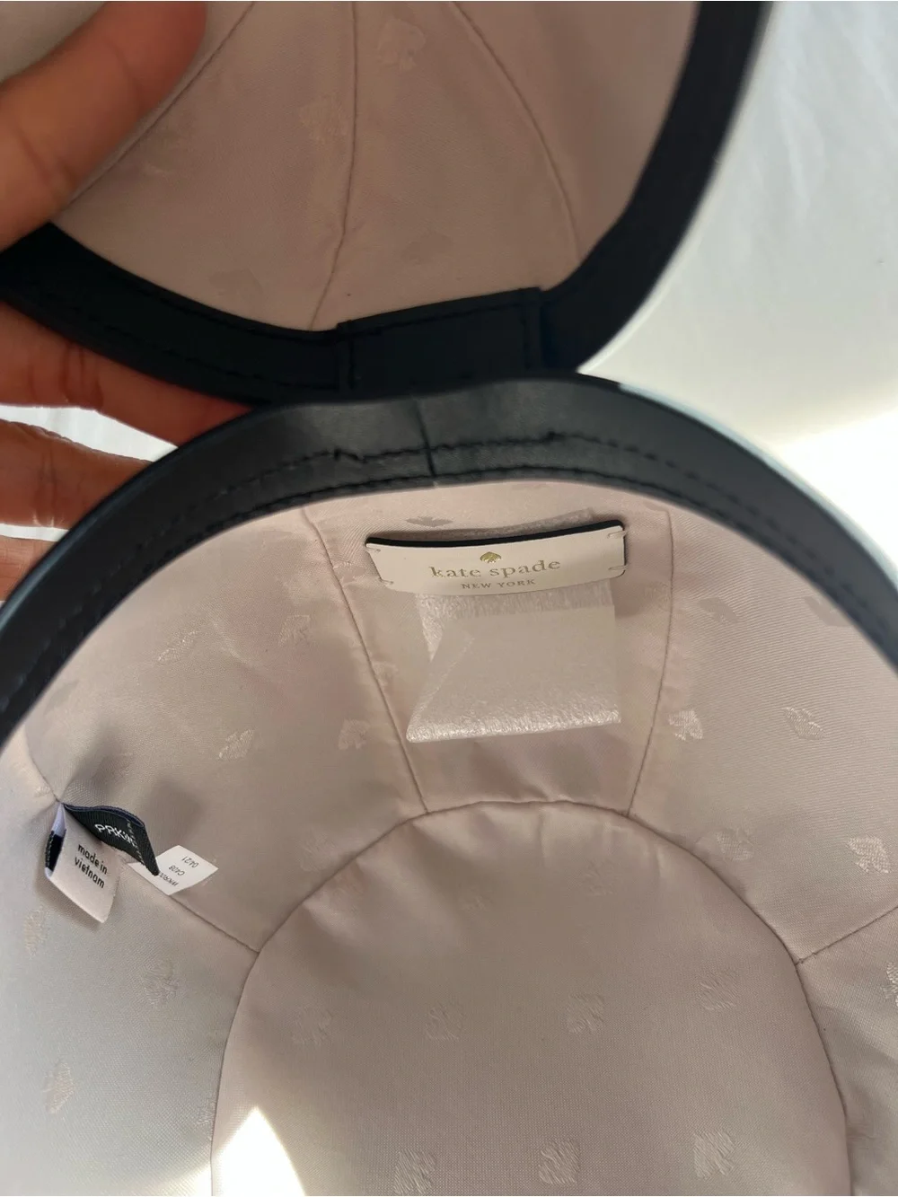 BRAND NEW kate spade White and Black Polka Dot Teapot Crossbody Bag